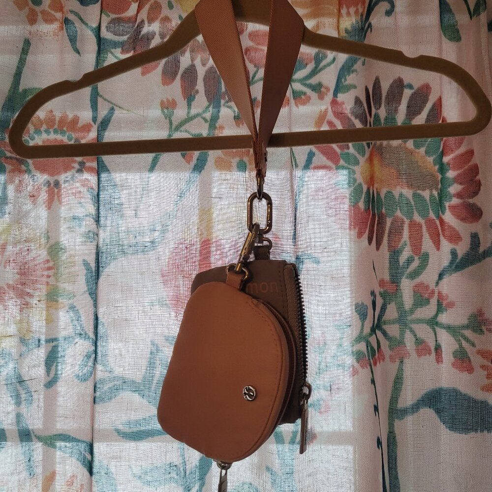 Lululemon Dual Pouch!